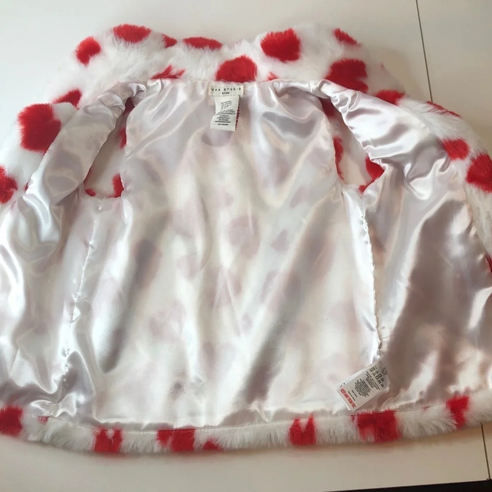 Max Studio Kids Faux Fur Vest with Red and White Hearts all over Little Girls XS